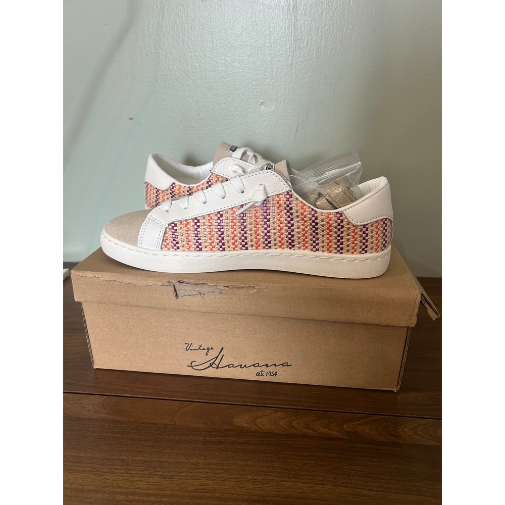 NWT Vintage Havana Coral Multi Carla Tweed Fashion Sneaker Womens 9 Low Top Star